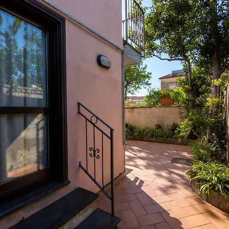 Apartment La Marinella *