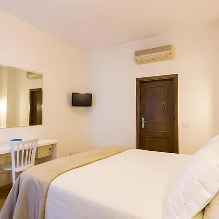 La Marinella Apartment *